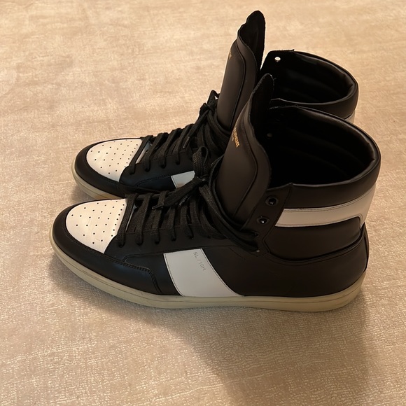 Gently used saint laurent sneakers .size 43 1/2 - Picture 6 of 8